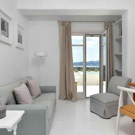 Villa Luxury Villa Kallihroe Privacy Luxury Private Pool Sleeps 12 Glisidia Páros
